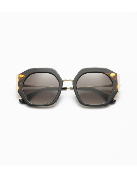 Woodys Ariadna col 01